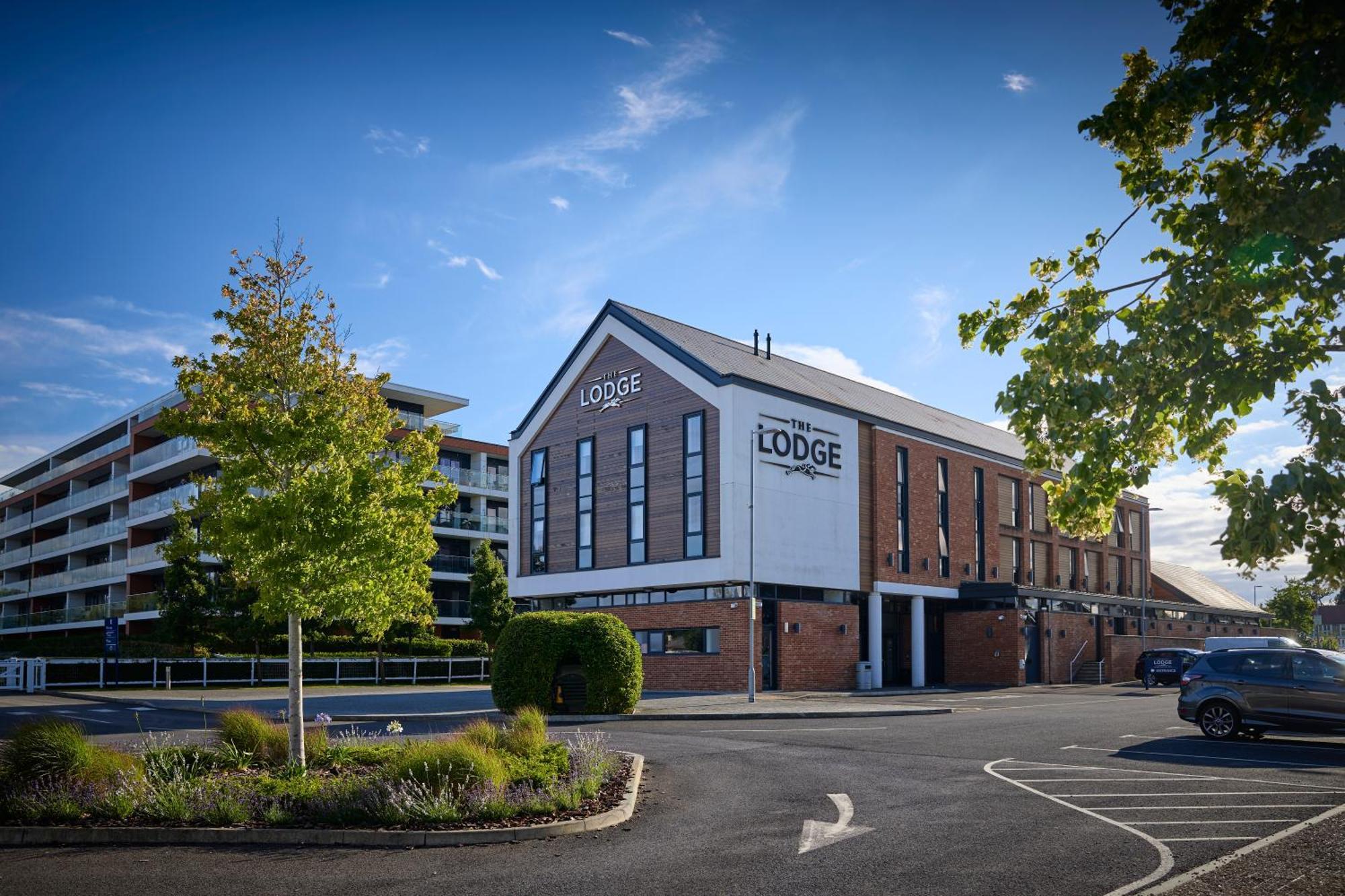 The Lodge Hotel Newbury  Exterior foto