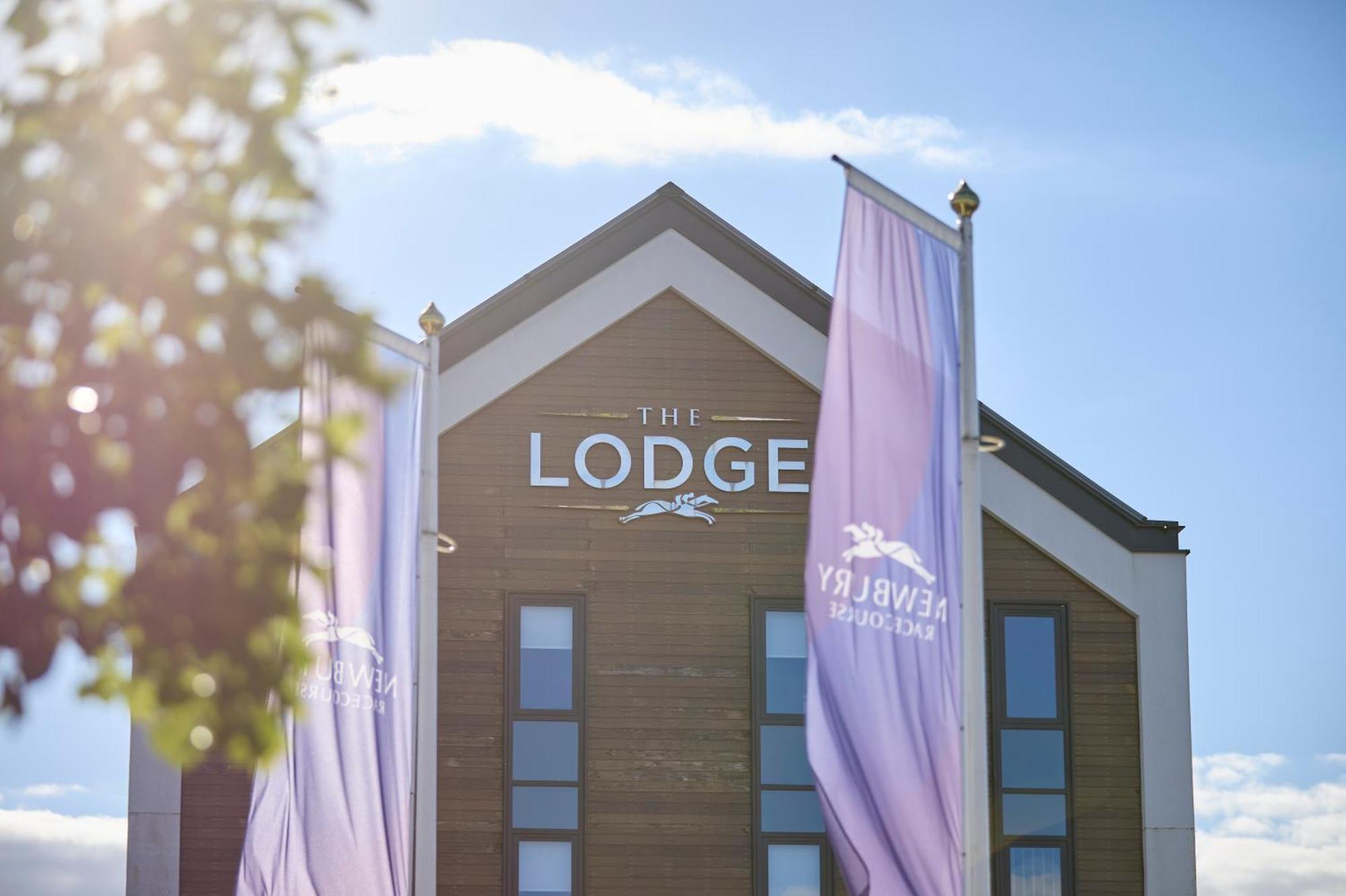 The Lodge Hotel Newbury  Exterior foto