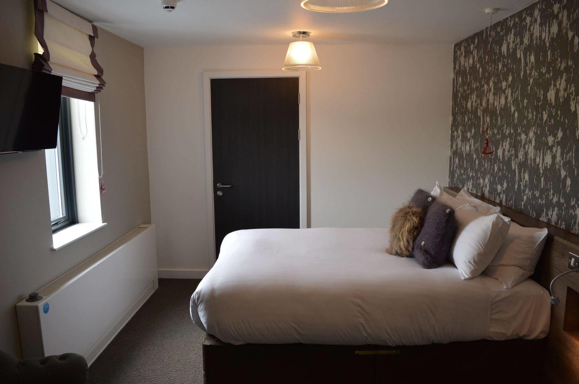 The Lodge Hotel Newbury  Exterior foto