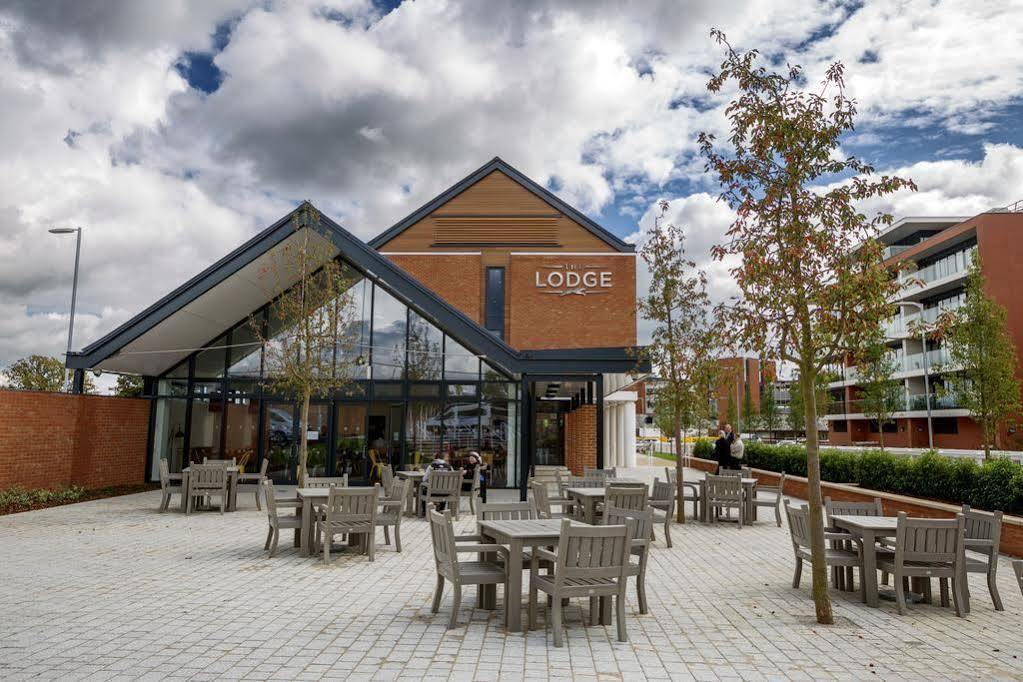 The Lodge Hotel Newbury  Exterior foto