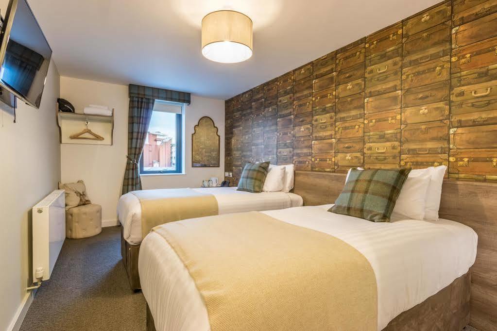 The Lodge Hotel Newbury  Exterior foto